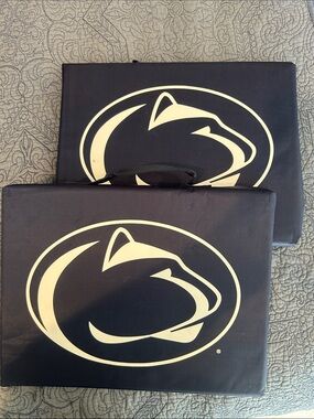 Penn State Nittany Lion Stadium Seat Cushions handle - Set of 2